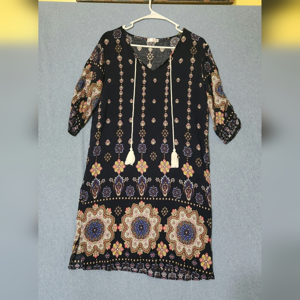 Halife blue floral print tunic bathing suit cover up. Size large